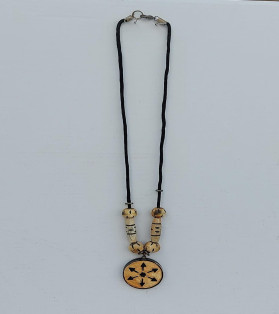 Black Thread Necklace With Wood Pendant