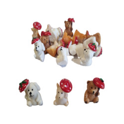 Miniature Animals Holding Mushroom 36pc