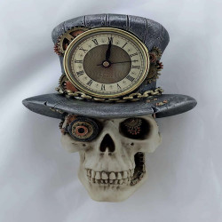 22.5Cm Steampunk Mad Hatter Skull Sculptural Wall Clock
