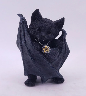 16.5cm Witch Cat With Wings