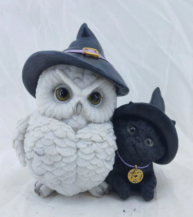16cm Snow Owl With Witch Cat