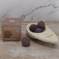 Smudge Bomb Benzoin And Musk 8pcs