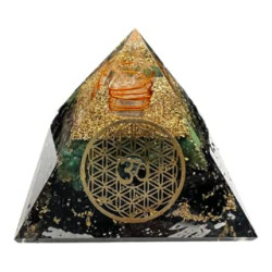 Green Aventurine & Black Tourmaline Orgonite Pyramid 5.5cm