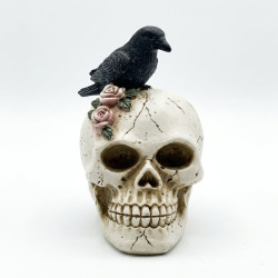 41cm Raven Sitting On Skull With Roses